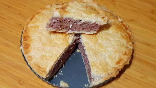 Minced beef and onion pie - delicious. magazine